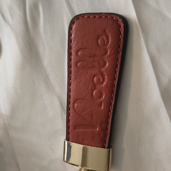 🎀Bundle of Shoulder straps and Purse Charms - Picture 4 of 9